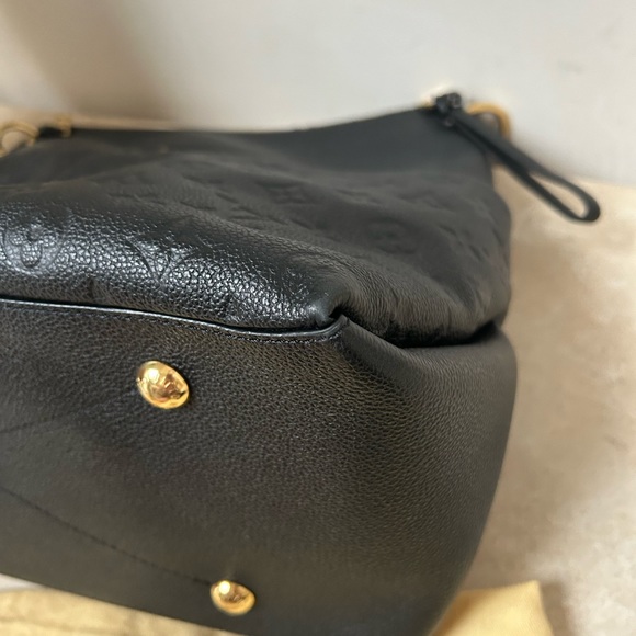 SOLD! 🎉Authentic Louis Vuitton Maida Hobo black leather monogram empriente EUC! - Picture 11 of 16